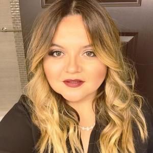 Meet your Posher, Ana